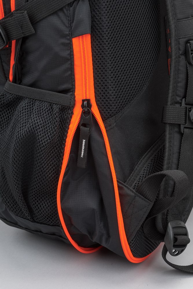 OUTDOOR RUCKSACK FLASH L