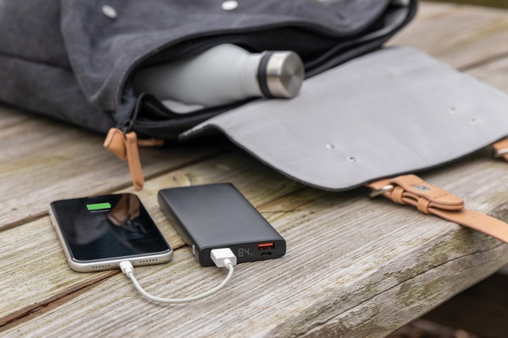 18W PD Powerbank mit 10.000 mAh aus Aluminium